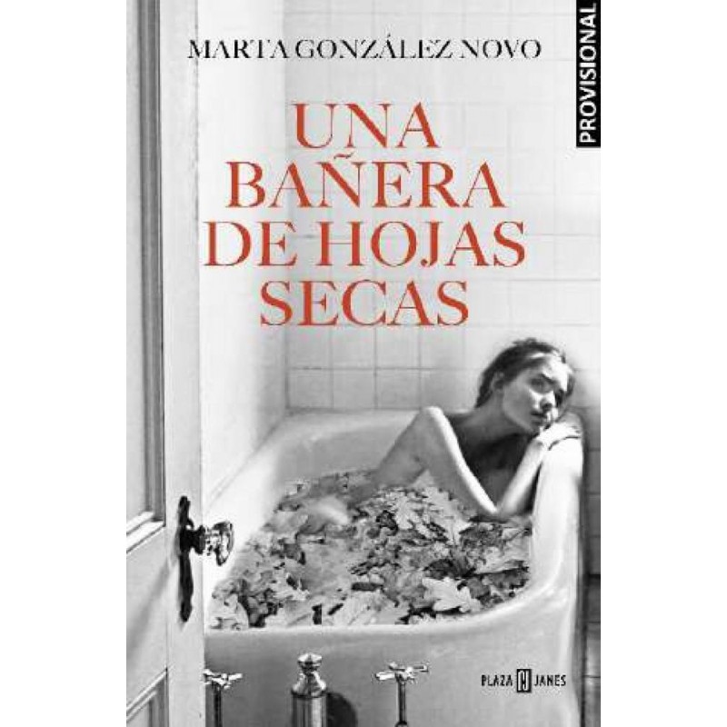 Una bañera con hojas secas